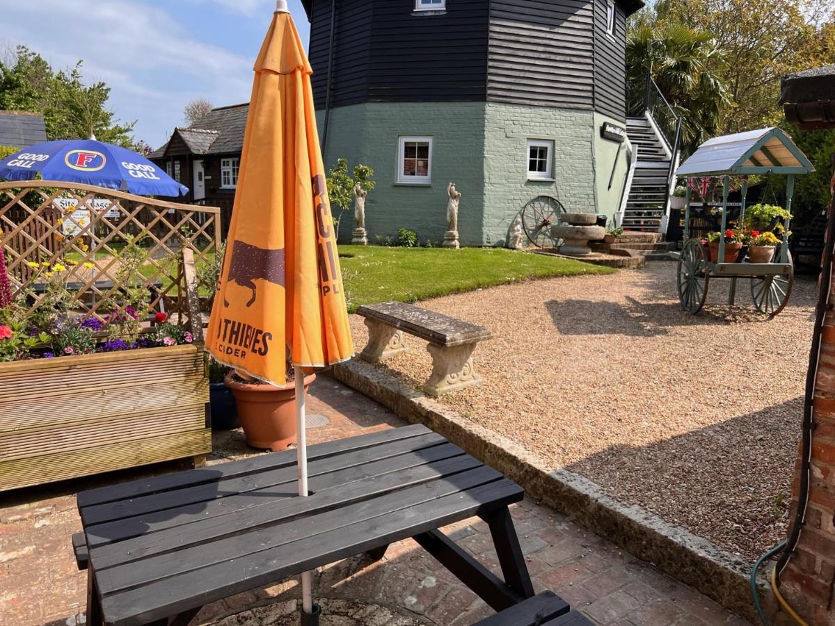 Villa Hunston Mill Self Catering Dog Friendly à Chichester Extérieur photo