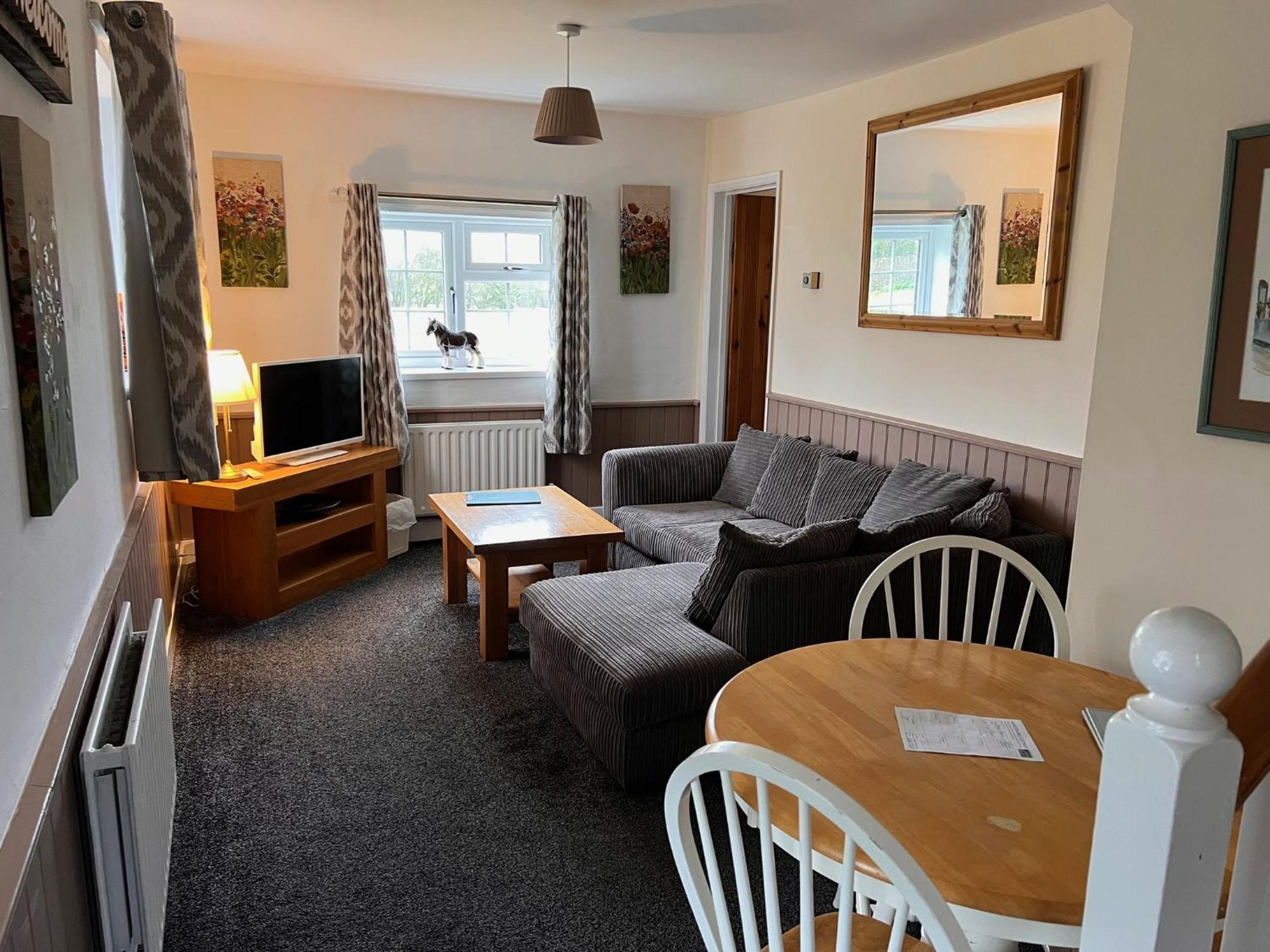 Villa Hunston Mill Self Catering Dog Friendly à Chichester Extérieur photo